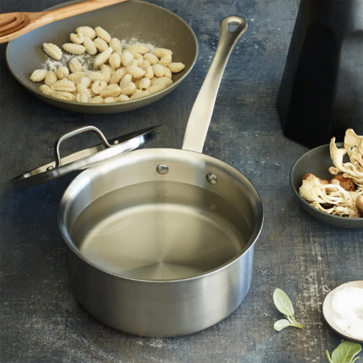 Curmet 5-Ply Stainless Steel Saucepan