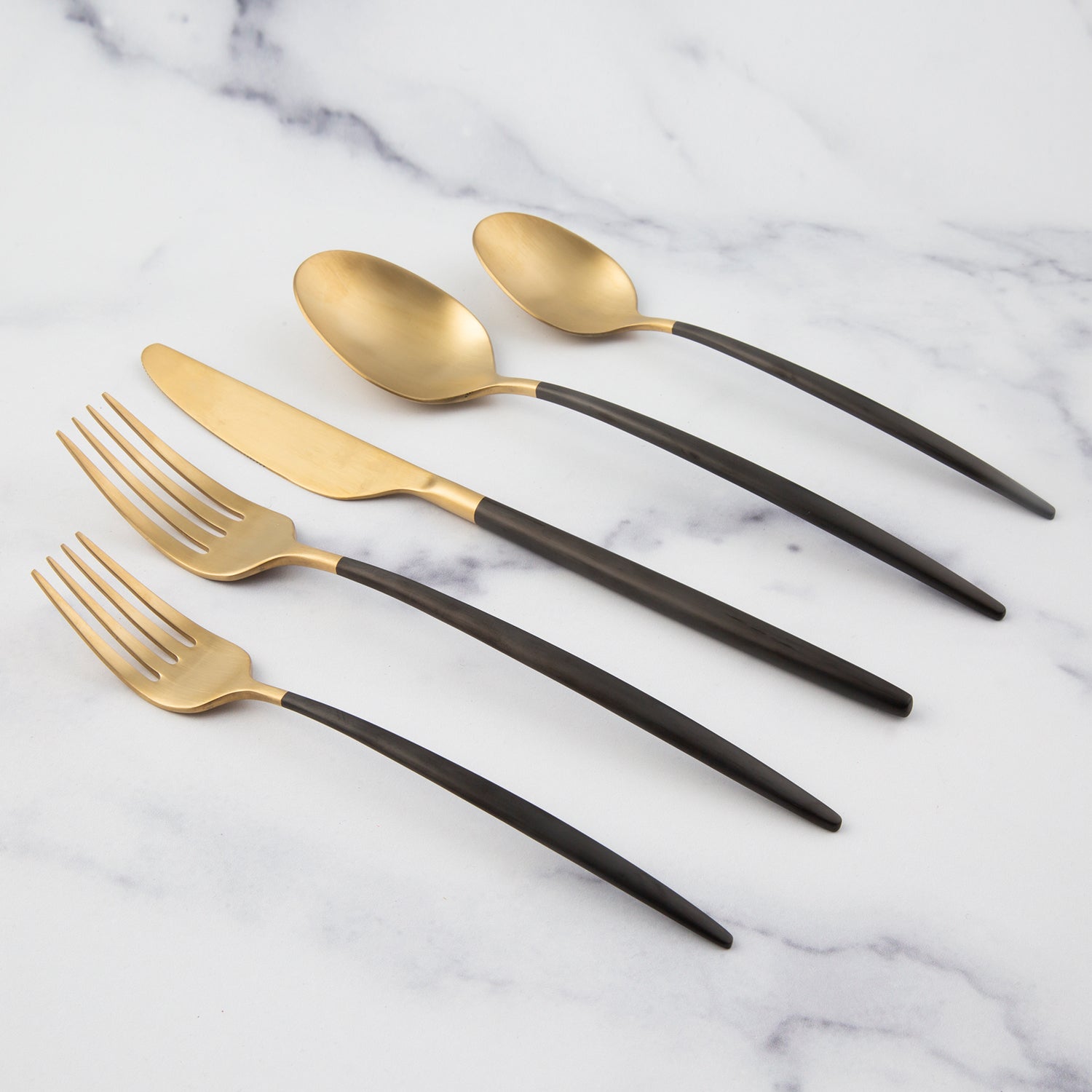 Curmet Gaze Two-Tone Satin 20-Piece Flatware Set